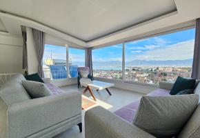 Fethiye Çarşıda Deniz Manzaralı Kordona Yakın Yazlık Tatil Evi