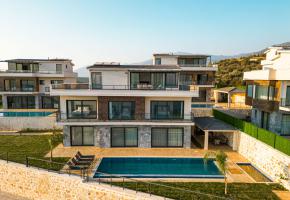 Kalkan Deniz Manzaralı Saunalı Jakuzili Çoçuk Havuzlu Tatil Villası İnci
