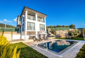 Fethiye Çamköyde Lüks ve Huzurlu 4 Kişilik Konaklama Villa İlze