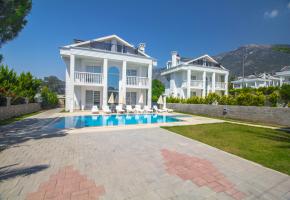 Fethiye Hisarönü'nde 8 Kişilik Doğa Manzaralı Yazlık Villa Kirala