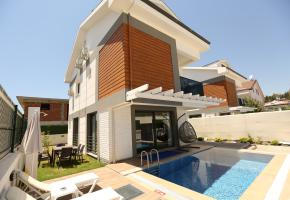 Fethiye Karagedik te Çalış plajına yakın 8 kişilik villa kirala Ertos