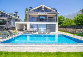 Ölüdeniz de 8 kişilik özel havuzlu kiralık tatil villası Nokta Life C
