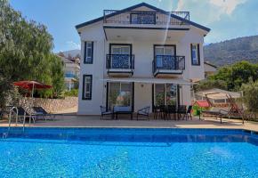 Fethiye Ovacık'ta 6 Kişilik Doğa Manzaralı Özel Havuzlu Kiralık Villa