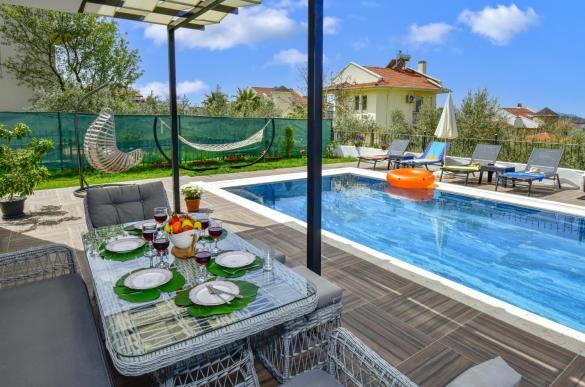 Oludeniz-ovacikta-yazlik-kiralik-havuzlu-villa-52_699.jpeg