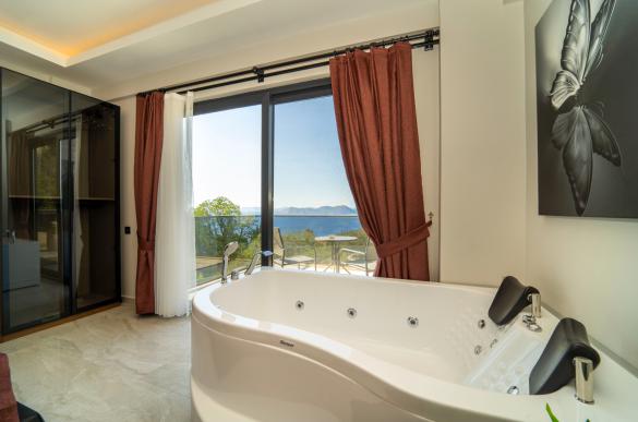 faralya-deniz-manzarali-luks-heatpool-seaviev-villa-mrps-14_137.jpg