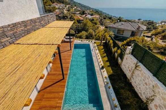 faralyada-deniz-manzarali-jakuzili-kiralik-villa-21_907.jpeg