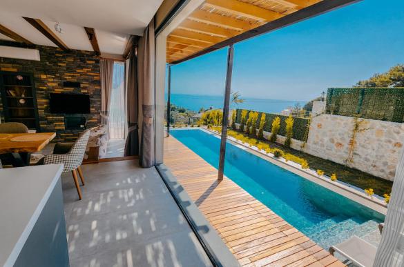 faralyada-deniz-manzarali-jakuzili-kiralik-villa-27_500.jpeg