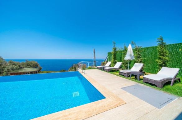 faralyada-deniz-manzarali-mustakil-villa-1_454.jpg