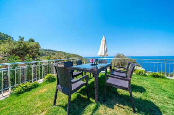 faralyada-deniz-manzarali-mustakil-villa-5_157.jpeg