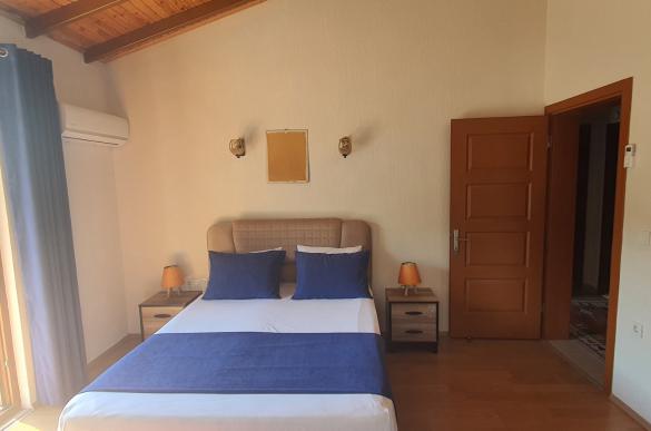 fethiye-kayakoyunde-5-kisilik-villa-11_915.jpg
