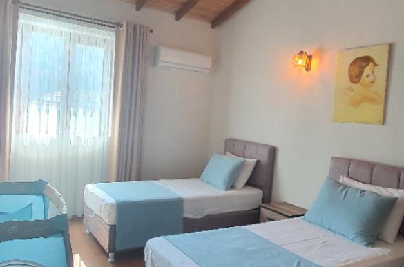 fethiye-kayakoyunde-5-kisilik-villa-2_445.jpg
