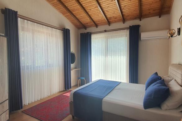 fethiye-kayakoyunde-5-kisilik-villa-9_866.jpg