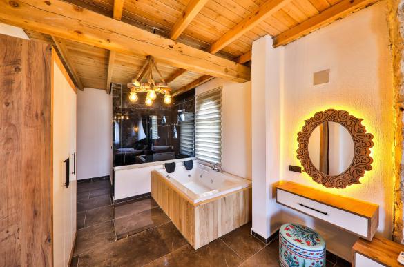 karaderede-saunali-jakuzili-kiralik-villa-6_498.jpg