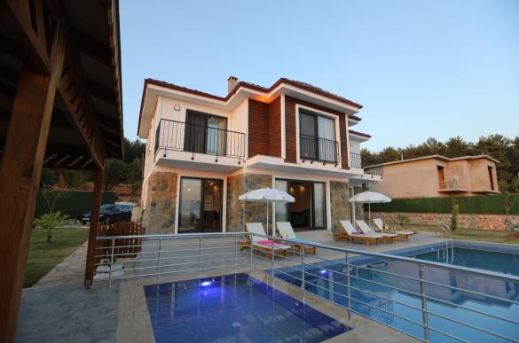 seydikemerde-isitmali-ve-cocuk-havuzli-villa-1_309.jpeg