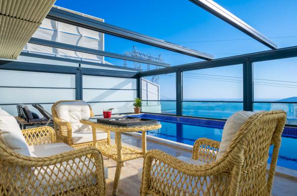 villa-lakaya-kalkan-kordere-deniz-manzarali-jakuzili-kapali-havuzlu-luks-2_738.JPG