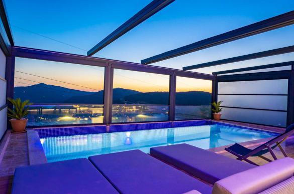 villa-lakaya-kalkan-kordere-deniz-manzarali-jakuzili-kapali-havuzlu-luks-44_989.JPG
