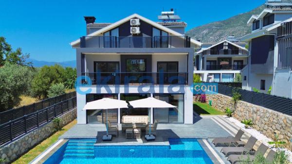 Fethiye Ölüdeniz'de özel havuzlu kiralık Villa Ranya